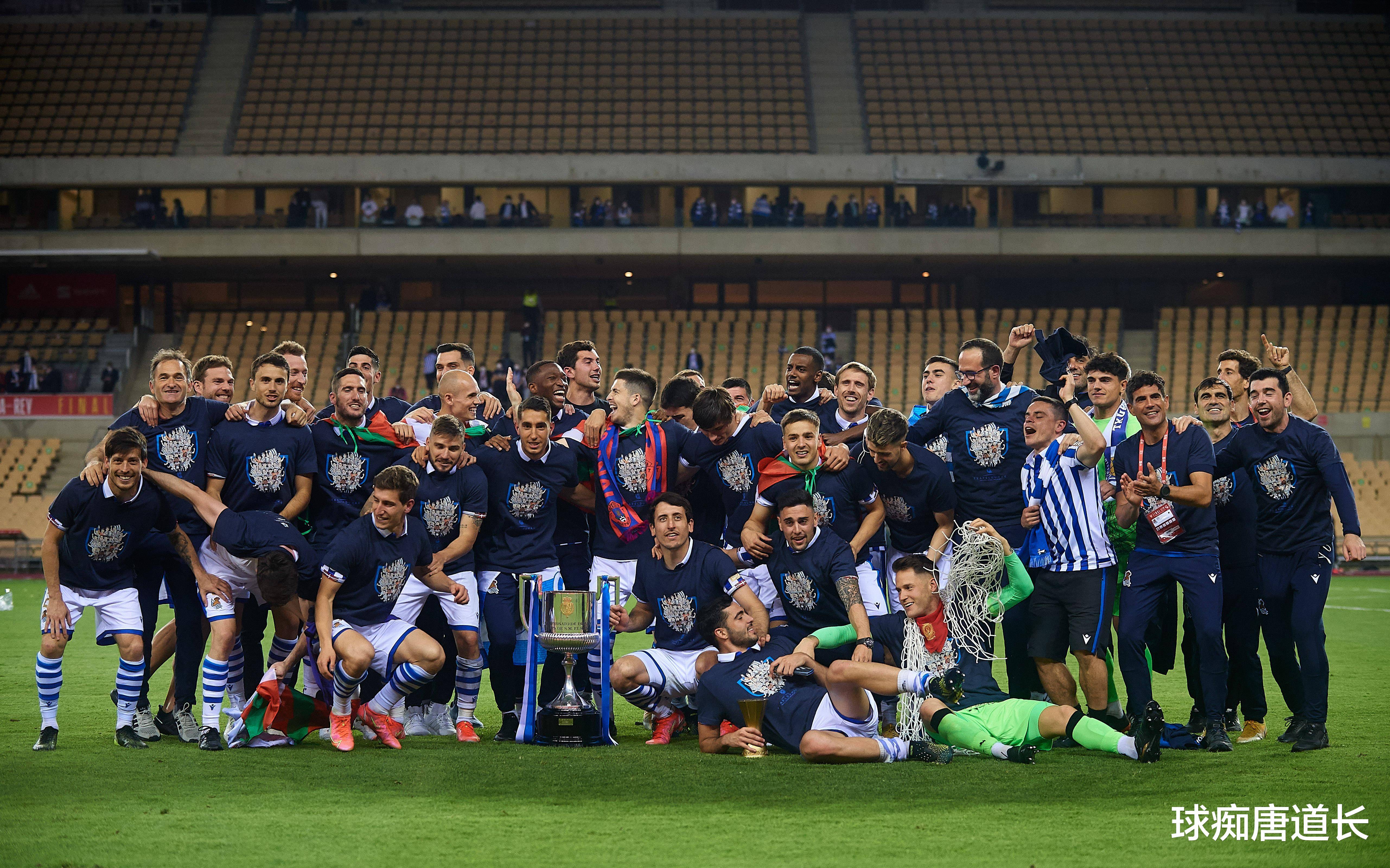 精彩的足球比赛引发热烈讨论 精彩的足球比赛引发热烈讨论