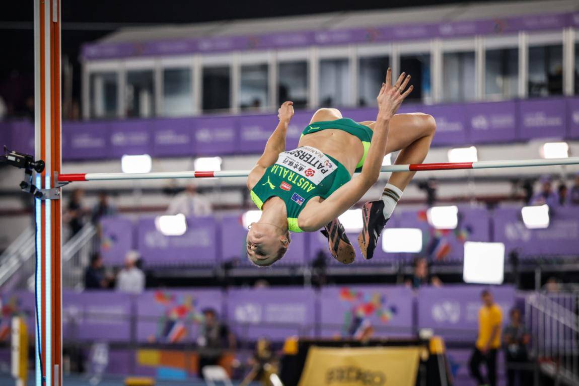 雷火电竞简介-肯尼亚马拉松运动员创造奇迹，夺冠金杯！