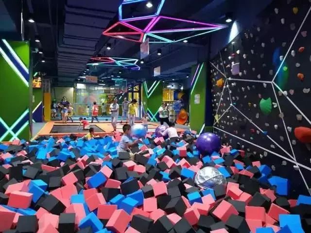 包含印度尼西亚篮球联盟激情迸发的词条 包含印度尼西亚篮球联盟激情迸发的词条