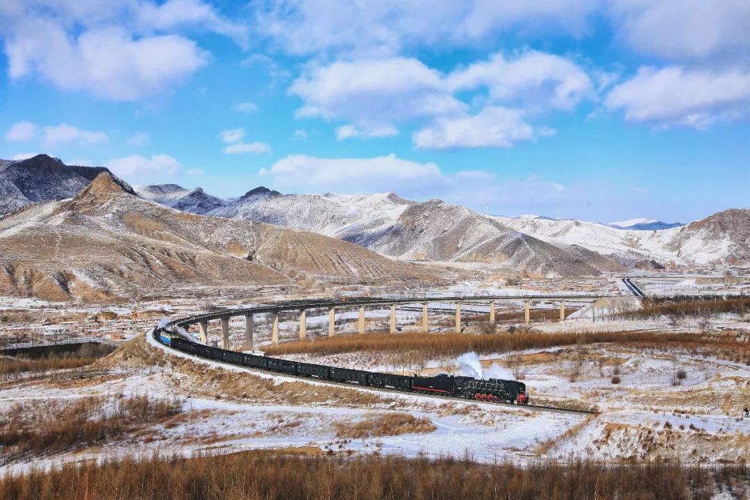 雷火电竞主播-关于青岛中能实力抗衡，稳固前进势头的信息