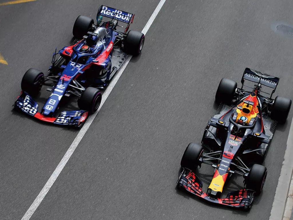 索伯车队鏖战梅赛德斯,阿隆索状态火热的简单介绍 索伯车队鏖战梅赛德斯,阿隆索状态火热的简单介绍