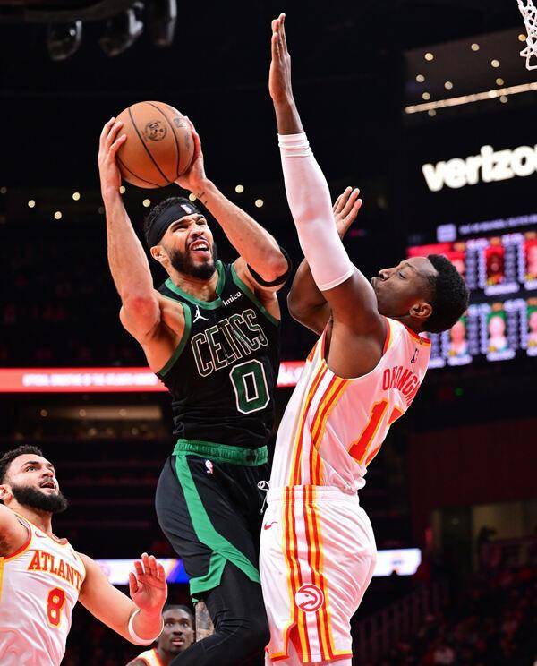 北京队翻盘骑士，塔图姆扛起全队