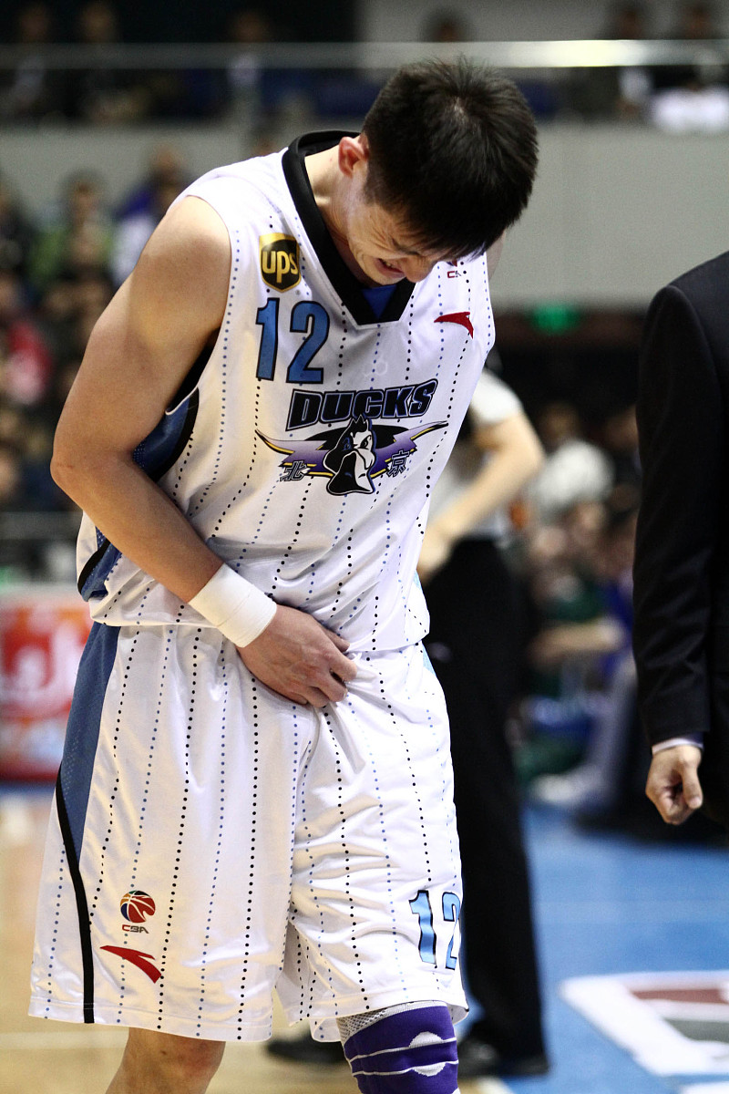 凯尔特人轻取福建队，王哲林状态火热的简单介绍