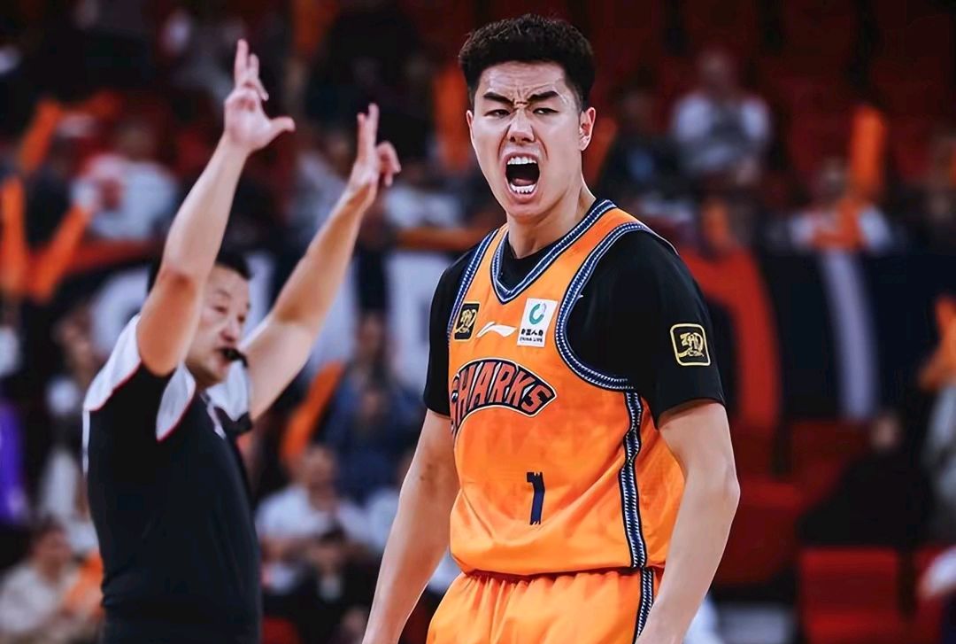 雷火电竞充值-马刺逆转上海队，王哲林关键制胜