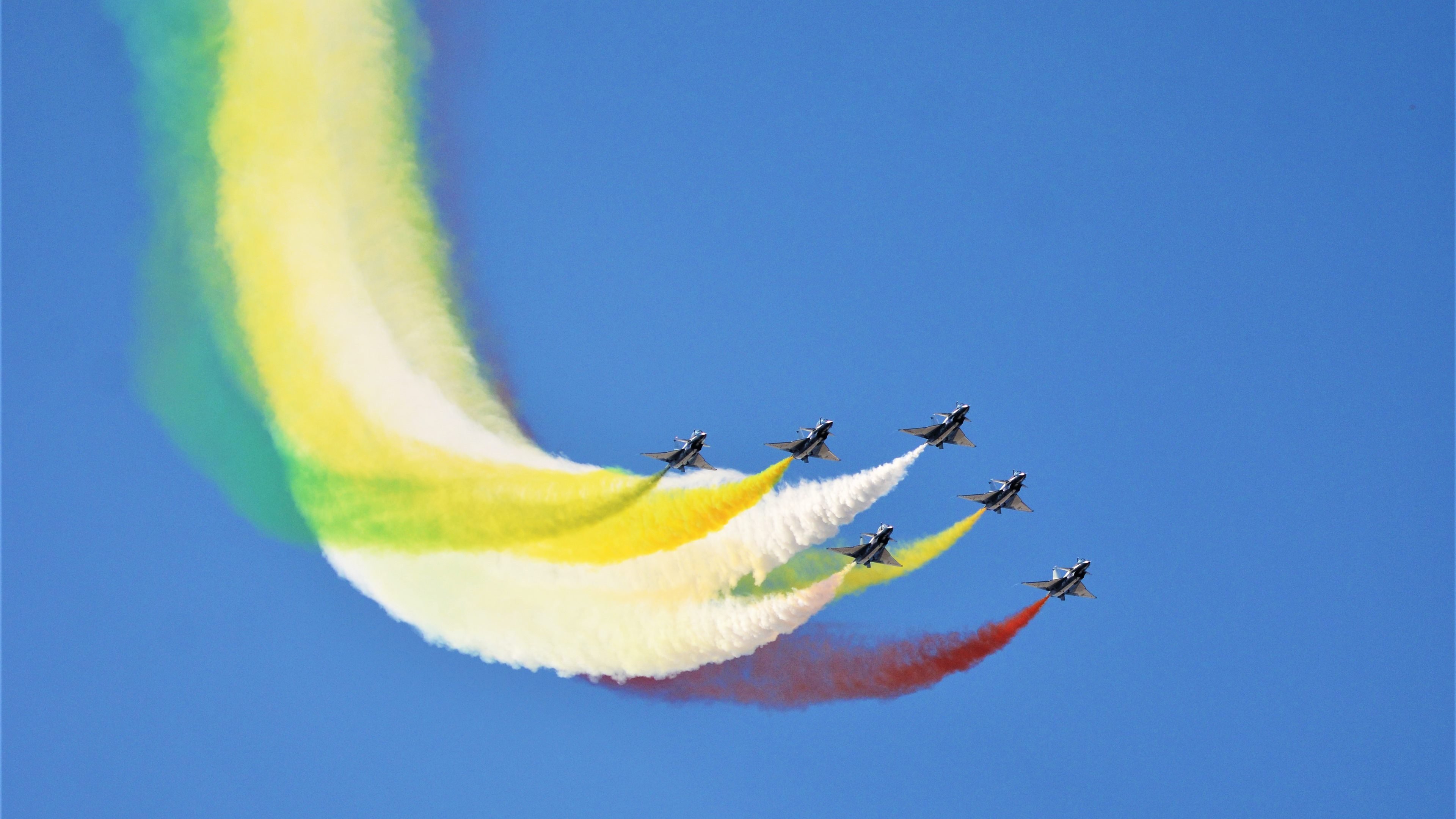 雷火电竞-草根对决豪门，在东方战场上演绎的美式英雄主义