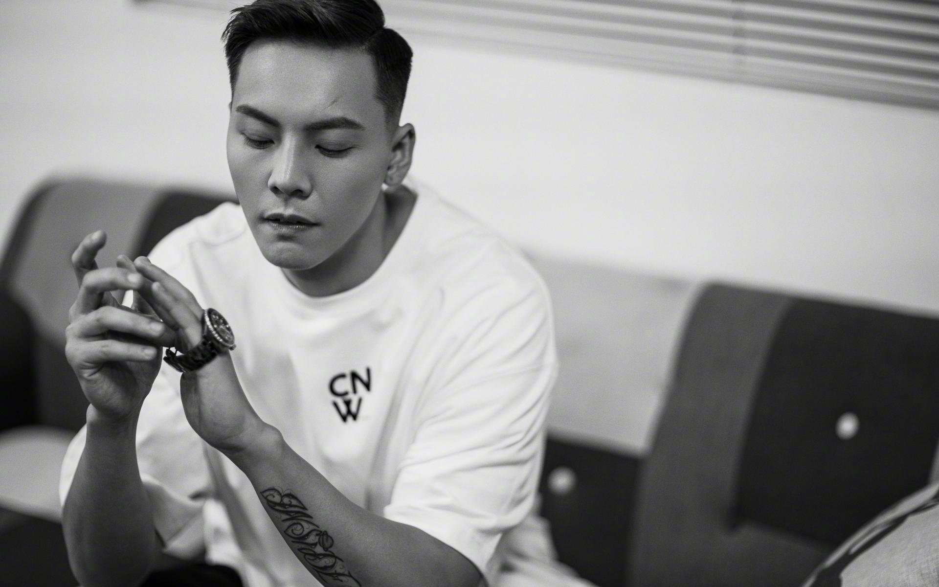 雷火电竞亚洲先驱-冰与火之歌，爱德华兹烈焰灼天，凯尔特人铁幕镇鹰