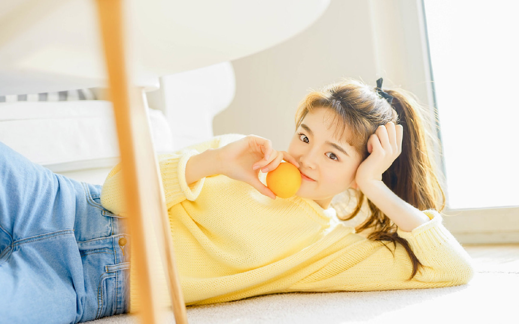 雷火电竞主播-当篮球之光穿透足球之夜，布克式灵魂在国家德比燃烧