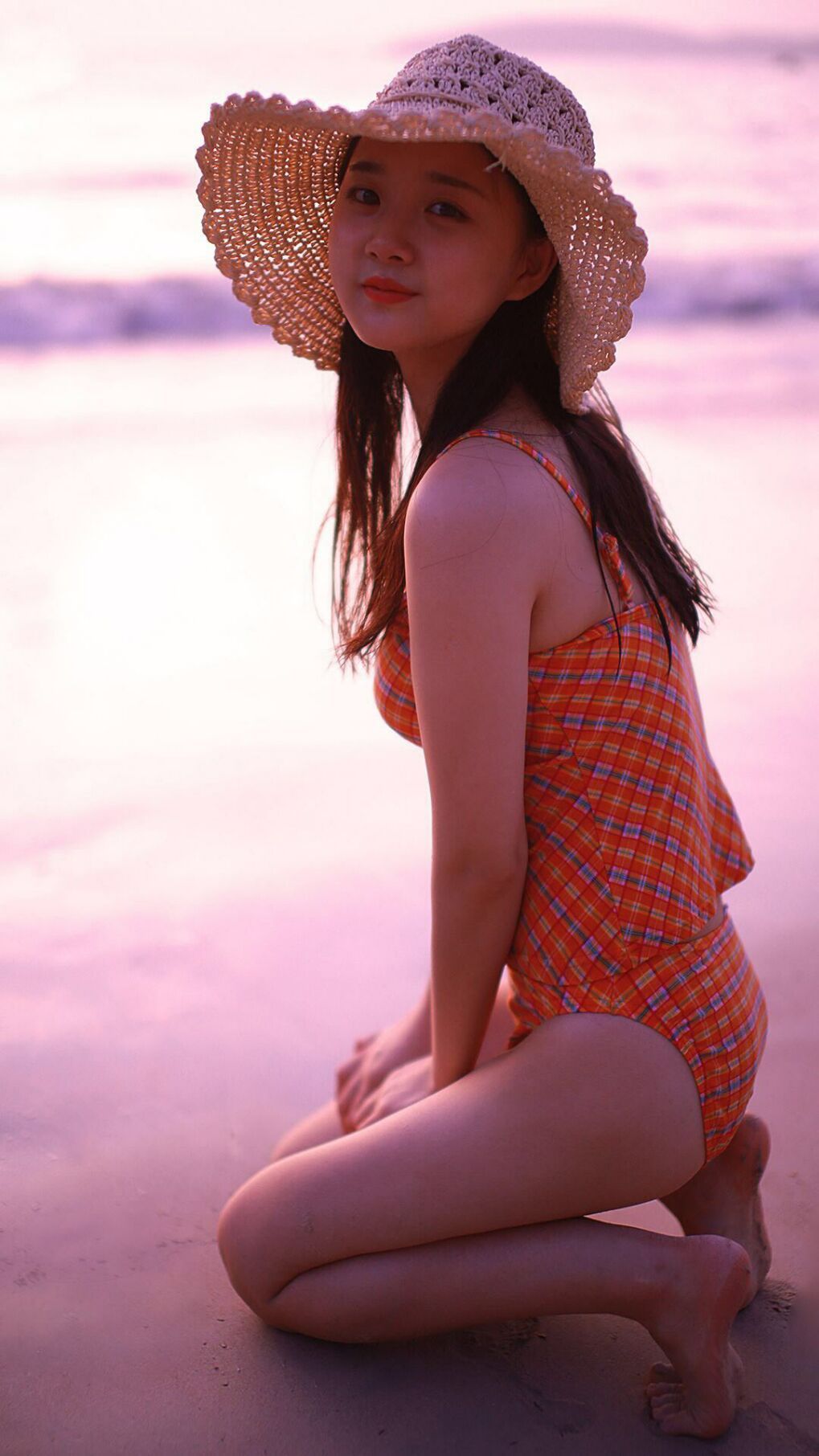 雷火电竞入驻-凯恩破茧成蝶，哥伦比亚2-0芬兰，完美的战术闭环与制胜核心